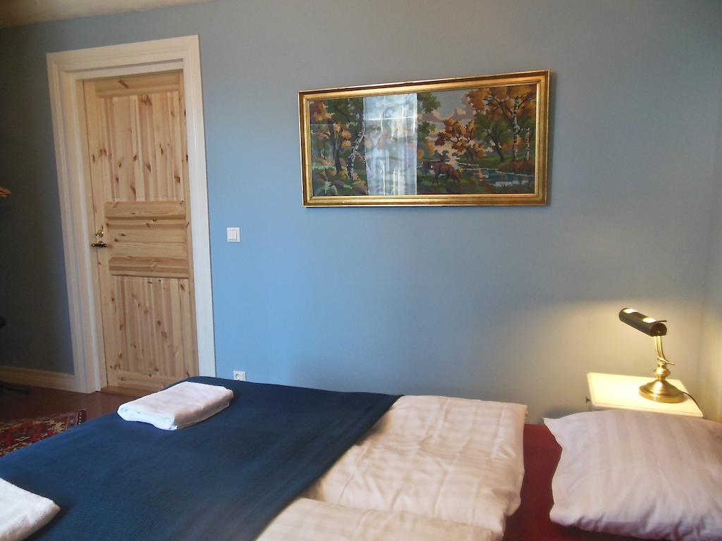 Hotel & Cafe Lanterna Nauvo Quarto foto